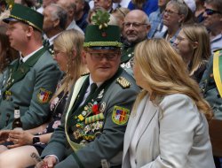 sf monntag 2025081